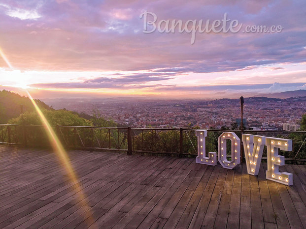 Nuestra terraza con vista a Bogota