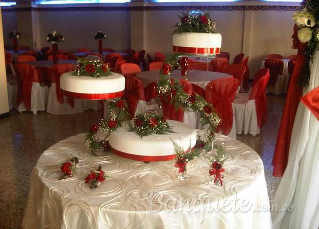 Tortas y ponques para banquetes