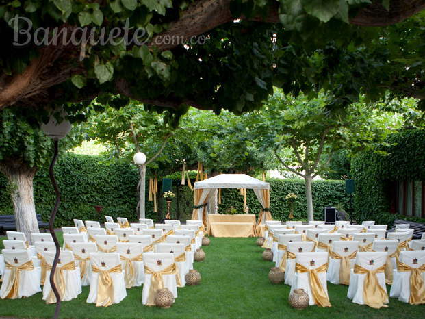 Boda en finca con celebración de la ceremonia incluida