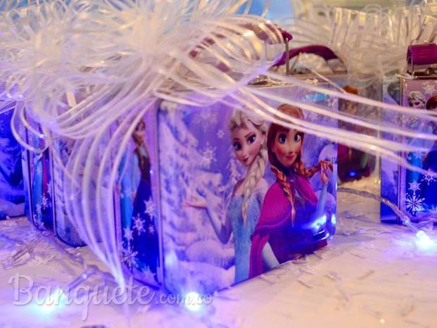 Detalles Party Frozen