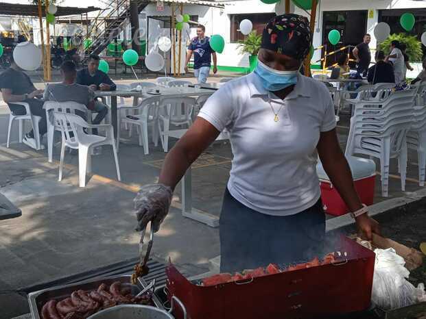 eventos empresariales con asados y parrilla